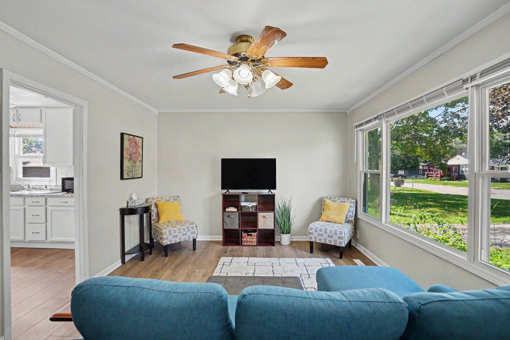 1111 31st ST, Bettendorf, IA 52722