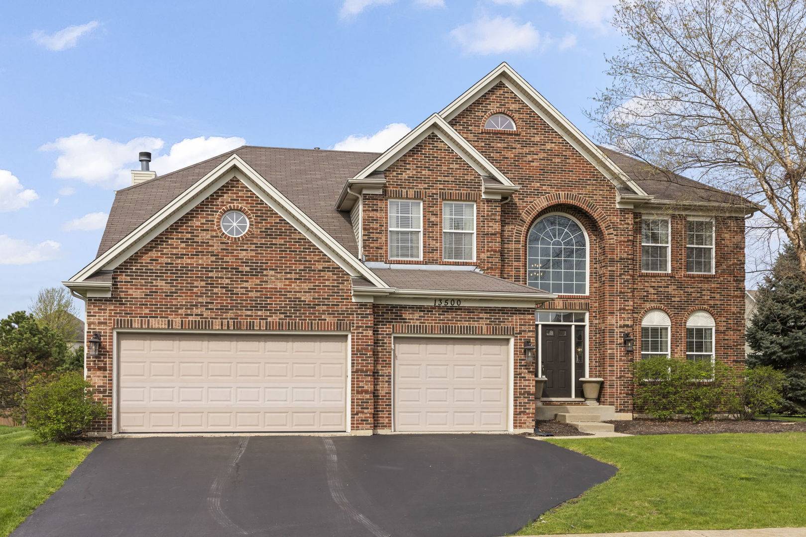 13500 Arborview CIR, Plainfield, IL 60585
