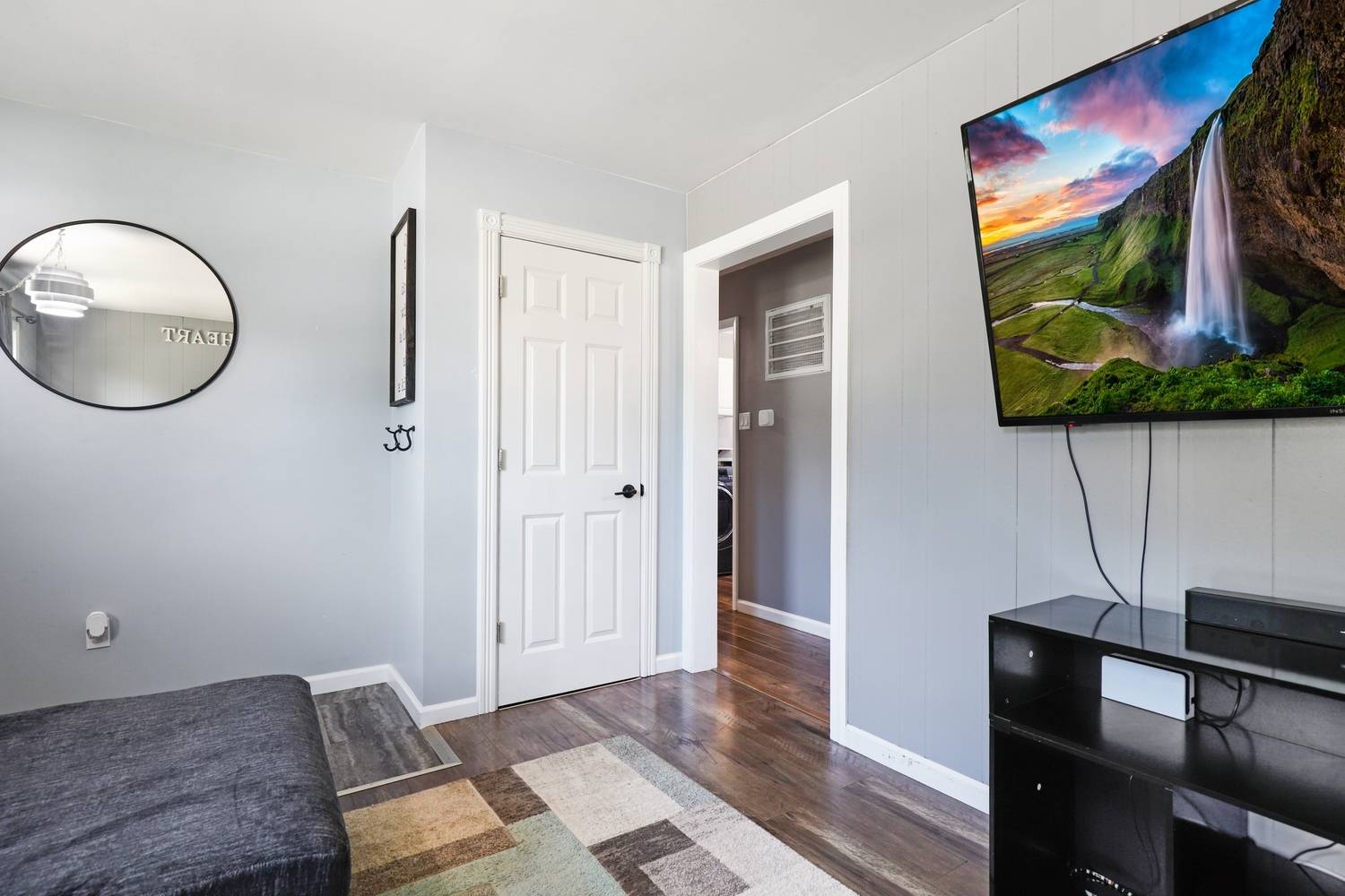 610 Old Forge RD, Valparaiso, IN 46385