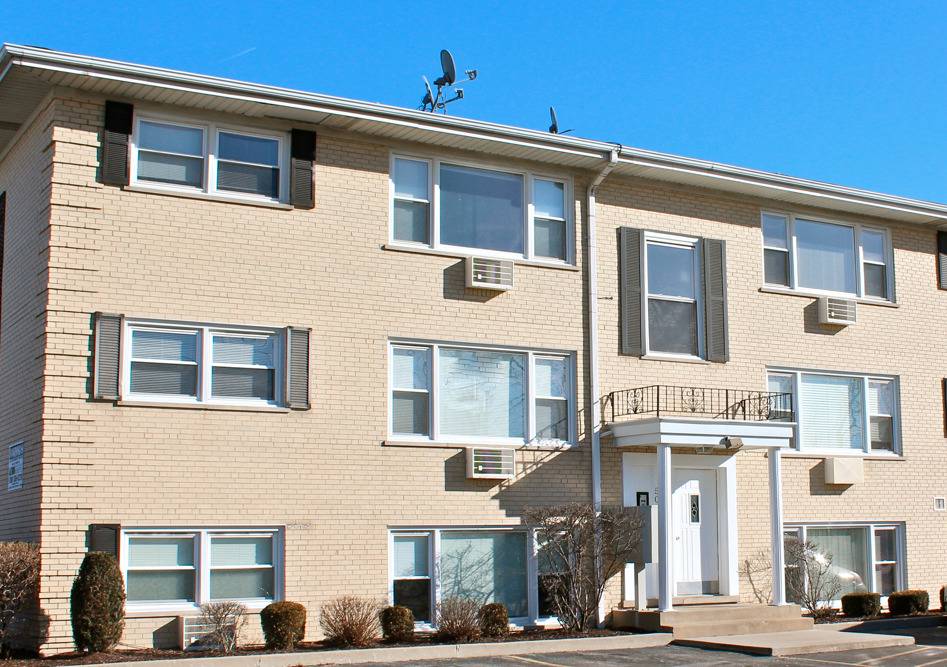 5039 N East River RD #3A, Norridge, IL 60706