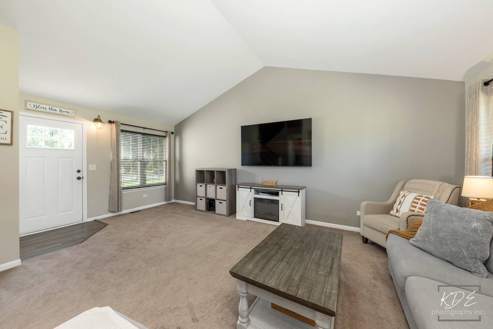 2111 VICTORIA LAKES DR, Plainfield, IL 60586