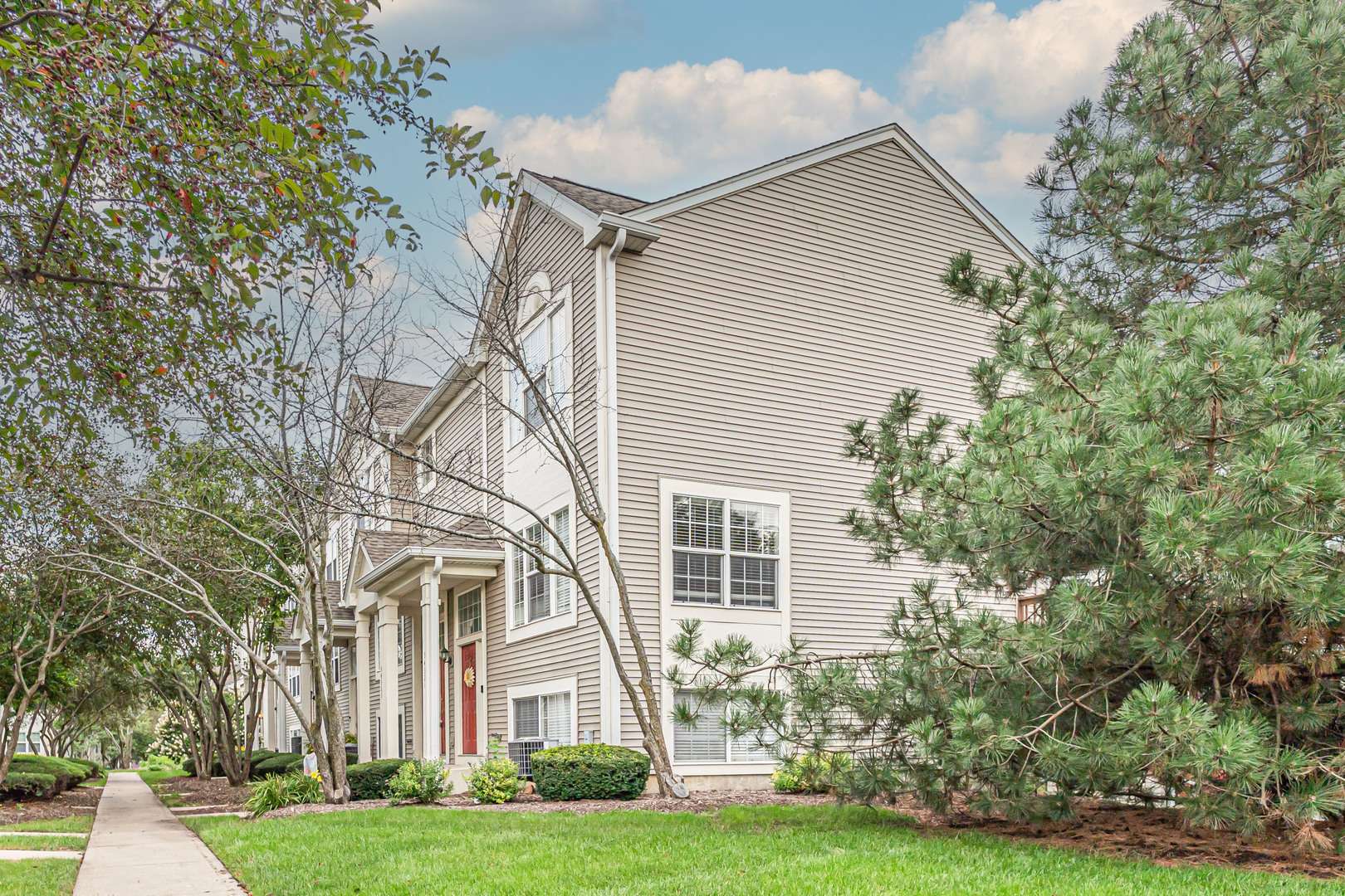 34323 N Goldenrod RD, Round Lake, IL 60073