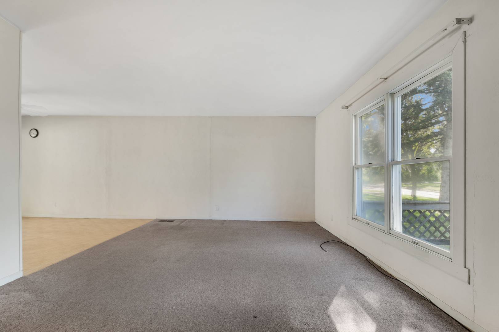 1755 Reichert AVE, Sauk Village, IL 60411
