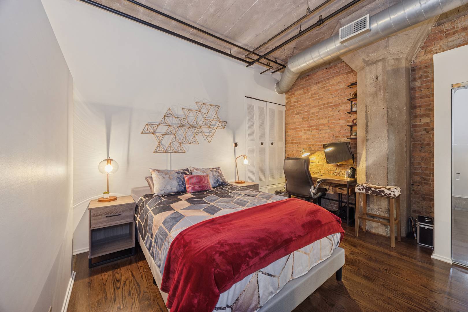 621 S Plymouth CT #511, Chicago, IL 60605