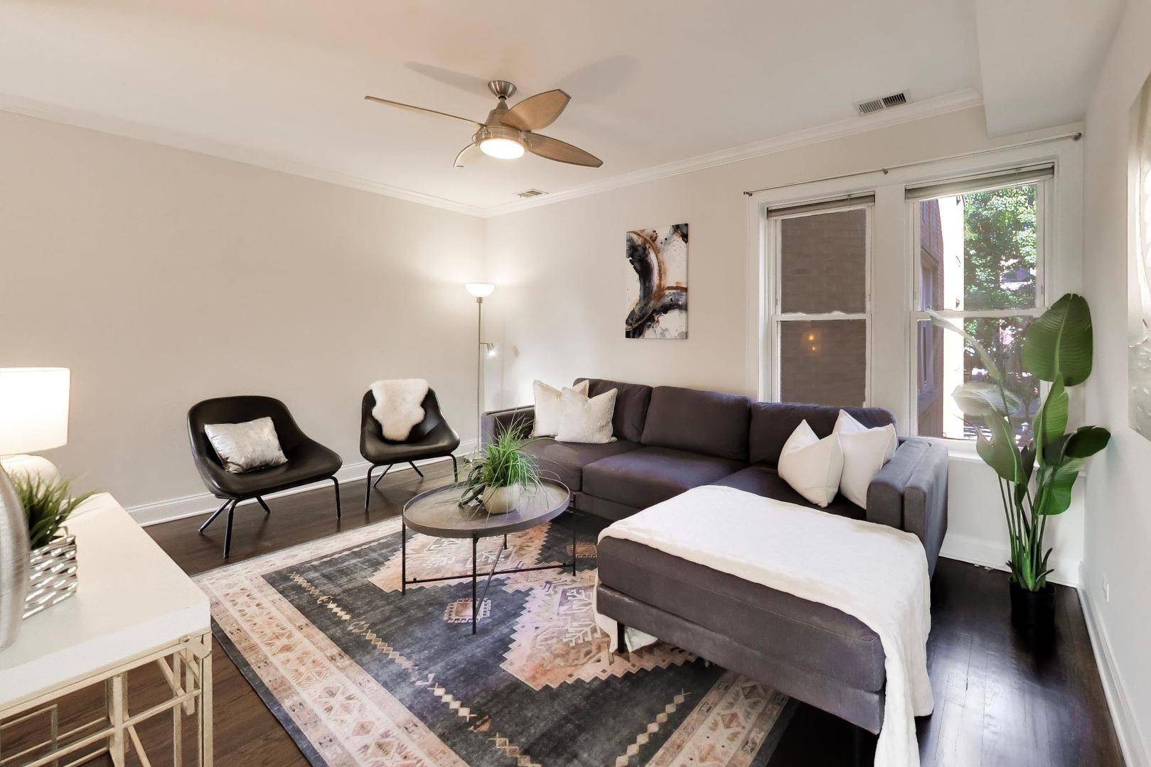 3406 N Bell AVE #2, Chicago, IL 60618