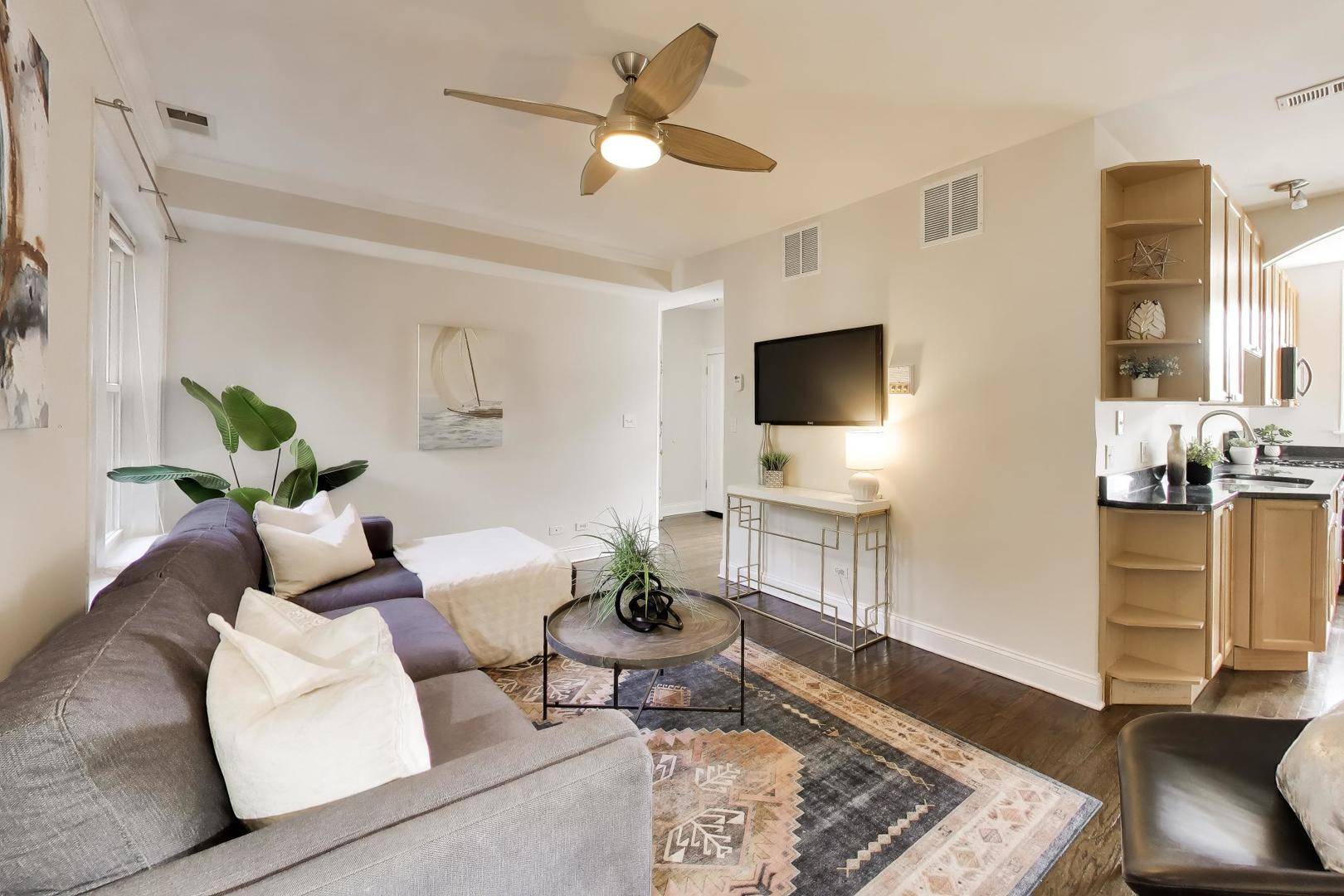 3406 N Bell AVE #2, Chicago, IL 60618
