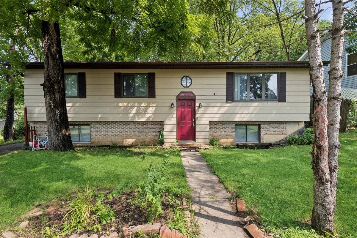 37497 N IL Route 59 RD, Lake Villa, IL 60046