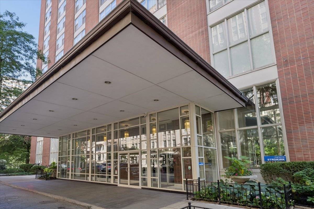 1325 N State Pkwy #12E, Chicago, IL 60610