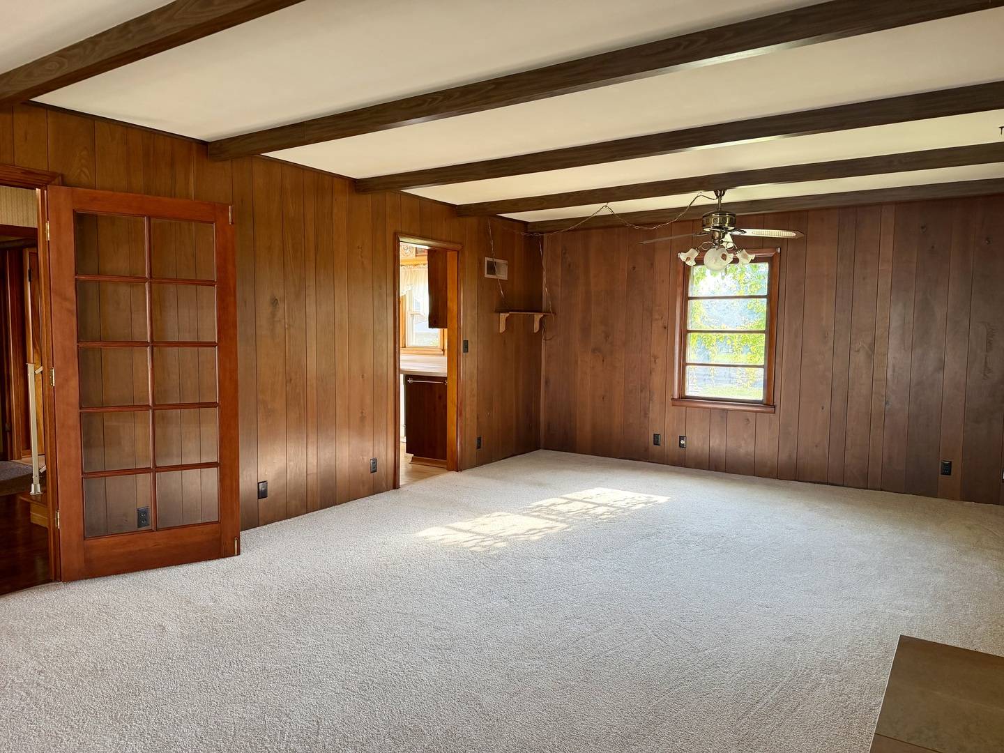 223 Ruth PL, Clinton, IA 52372
