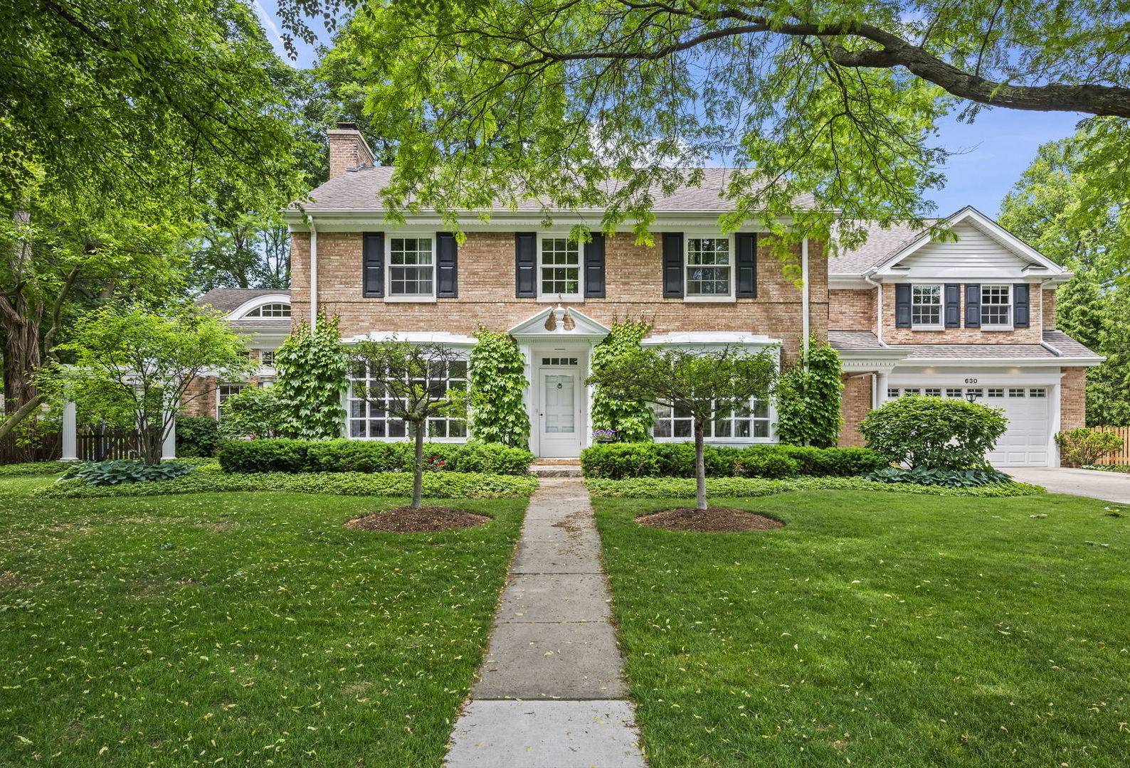 630 S Beverly LN, Arlington Heights, IL 60005