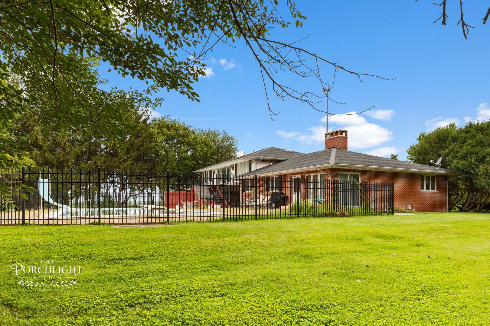 101 Countryside LN, Crescent City, IL 60928
