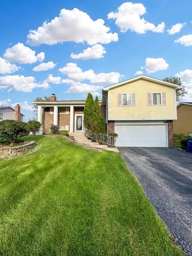 135 Oriole RD, Matteson, IL 60443