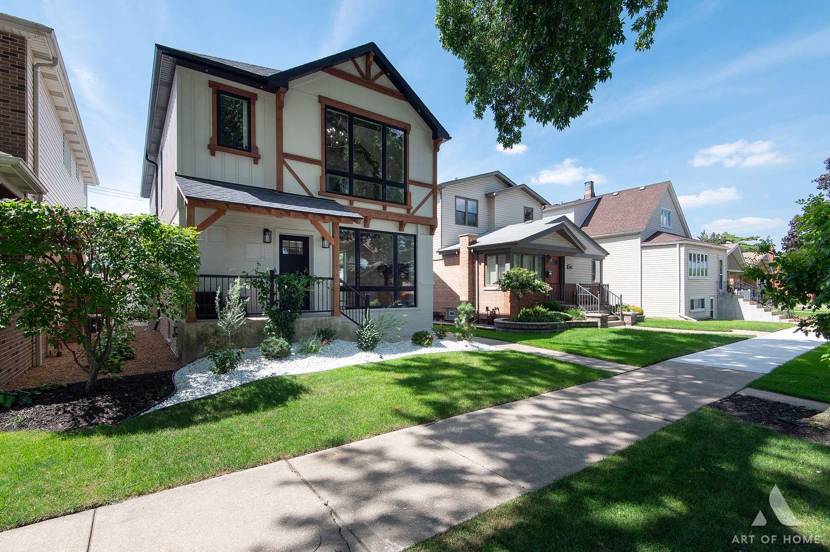 5814 S New England AVE, Chicago, IL 60638