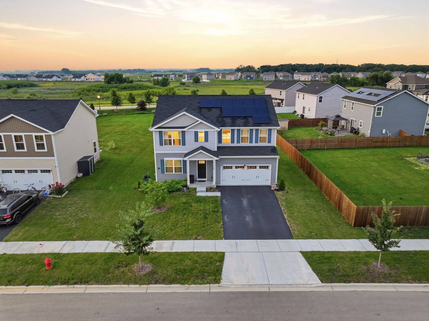 524 Wild Sienna, Hampshire, IL 60140