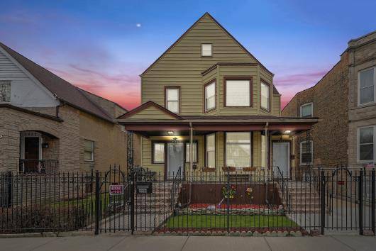 1936 N Tripp AVE, Chicago, IL 60639