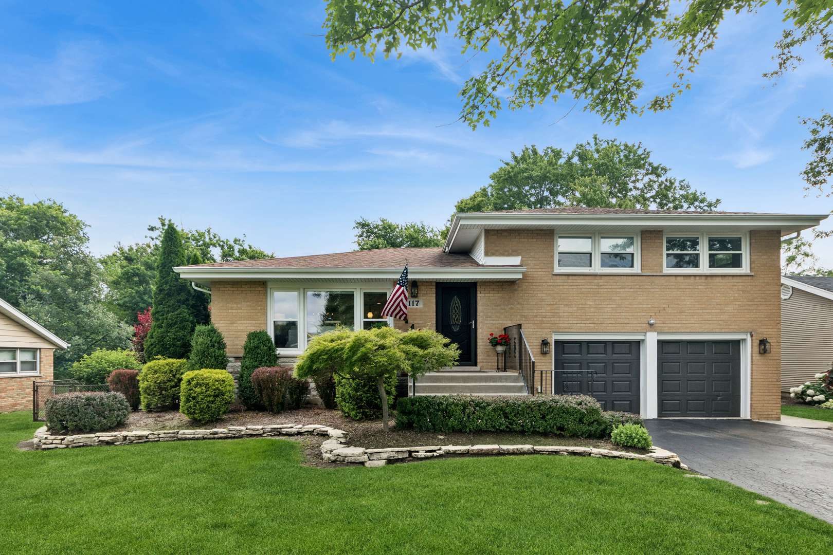 117 Linden DR, Frankfort, IL 60423