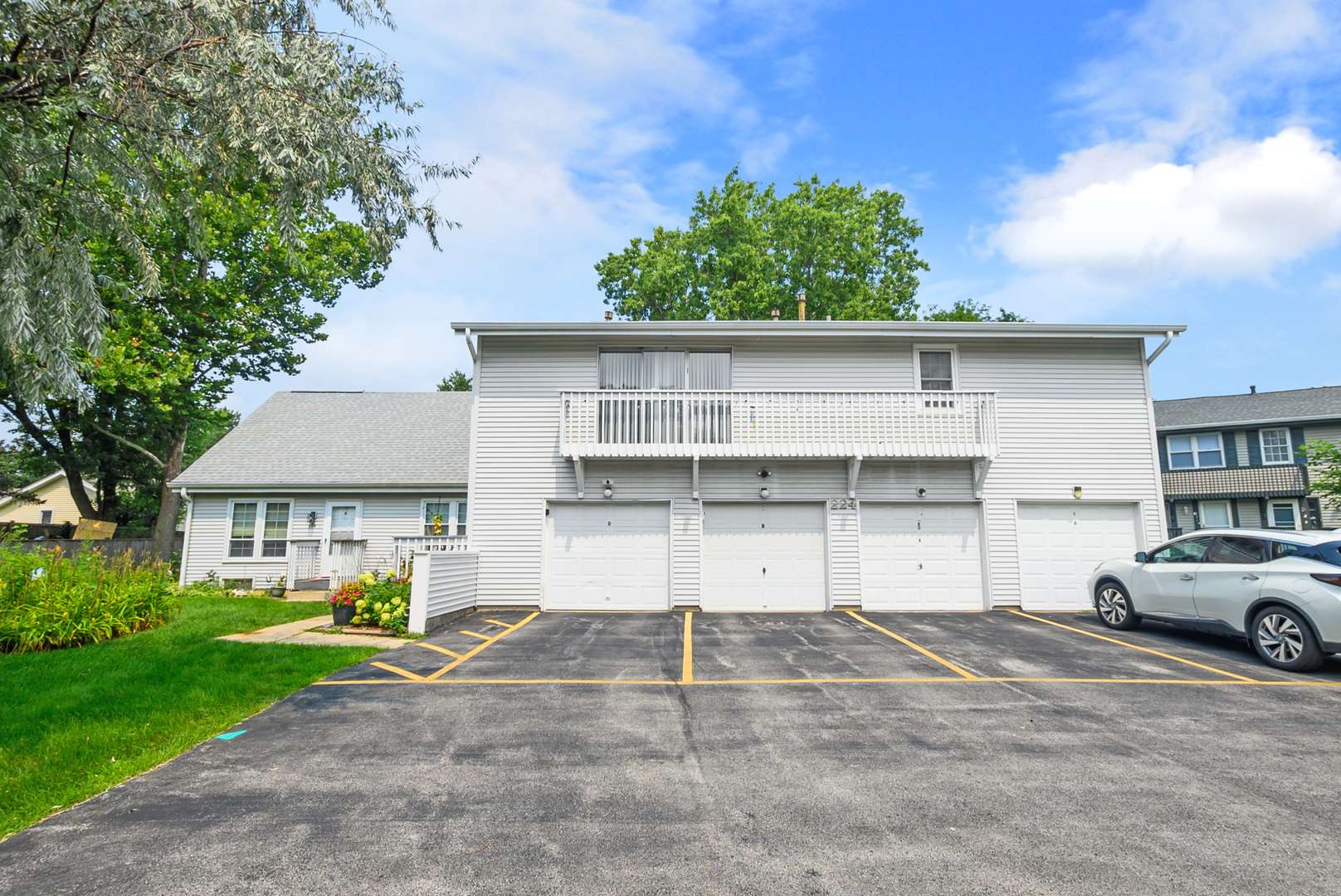 224 Foxhead CT #B, Bolingbrook, IL 60440