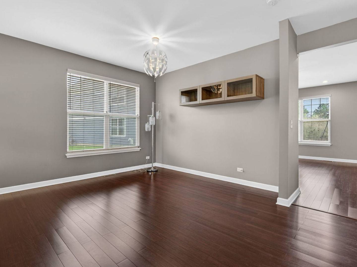 12807 Timber Wood CIR, Plainfield, IL 60585