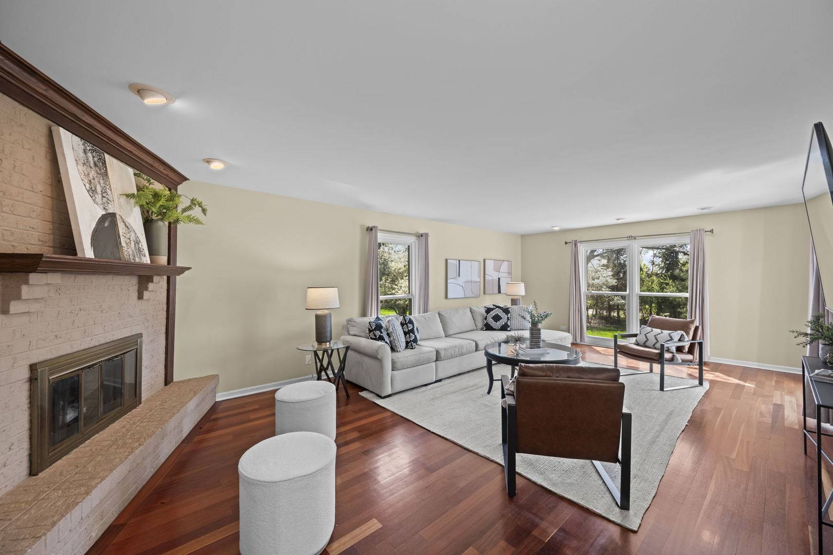 26 Brandywine RD, South Barrington, IL 60010