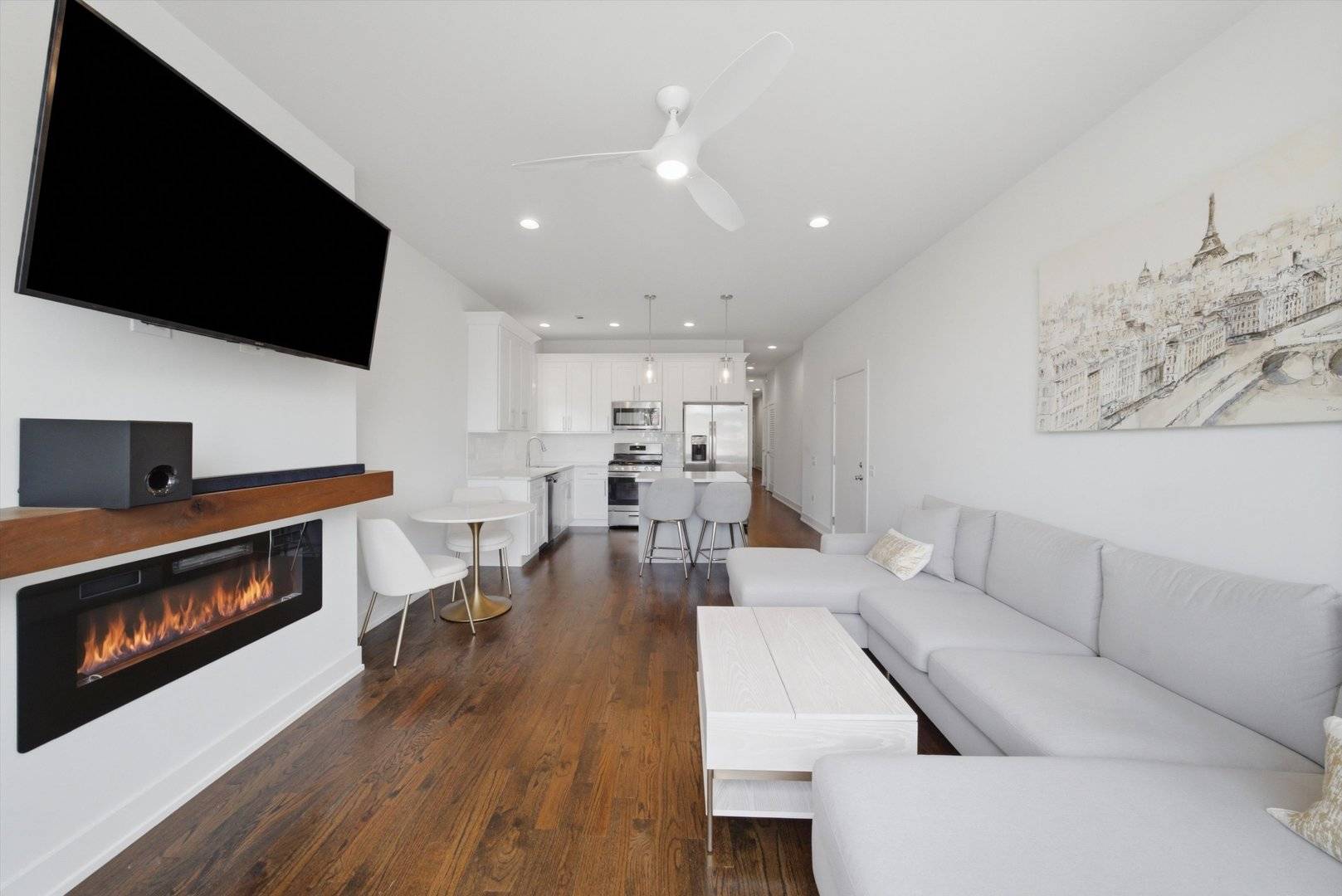 6606 S University AVE #2, Chicago, IL 60637
