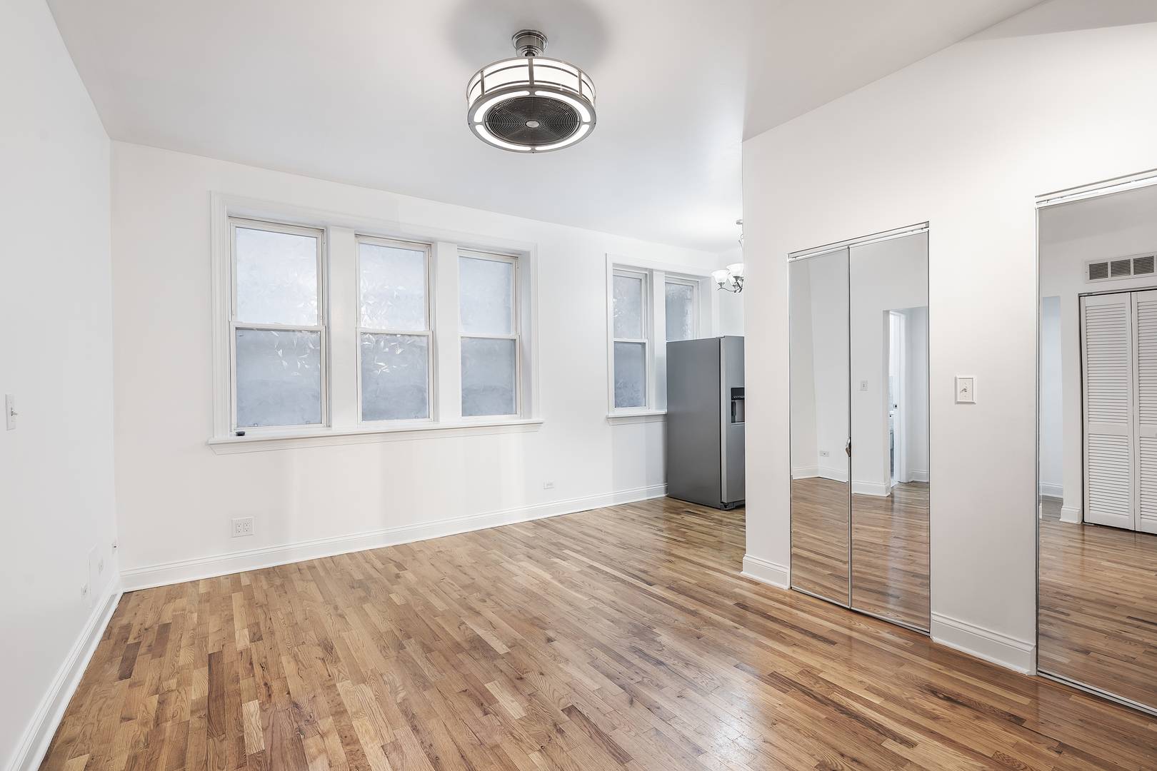 6812 N Wayne AVE #1D, Chicago, IL 60626