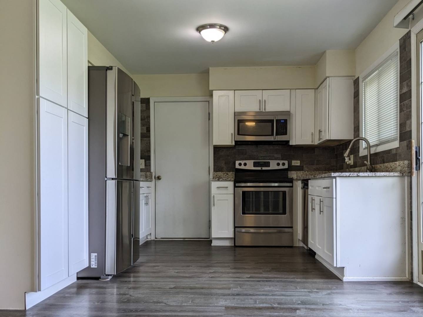 508 Bristol LN, Schaumburg, IL 60194