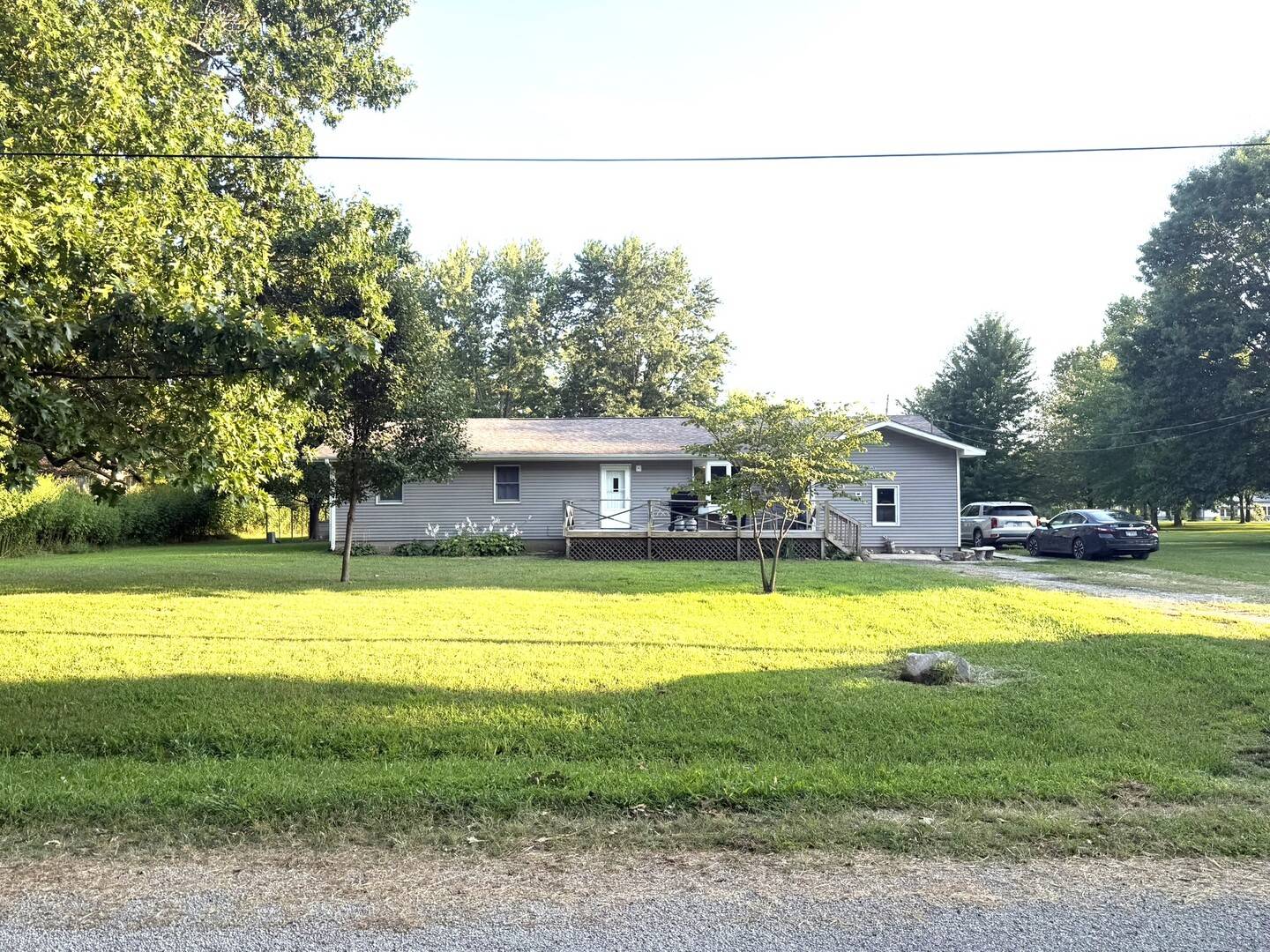 6044 Mccarty RD, Kinmundy, IL 62854