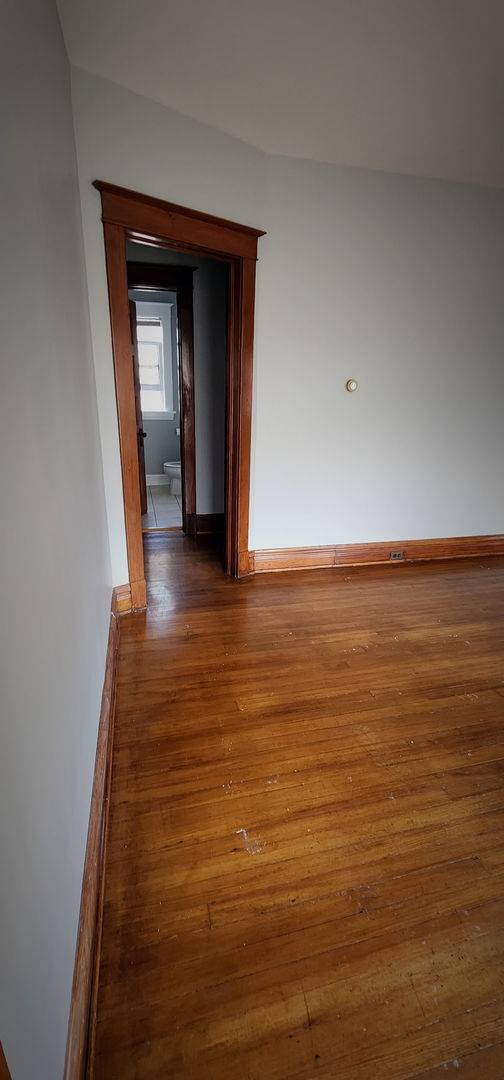 332 N West ST #2, Waukegan, IL 60085