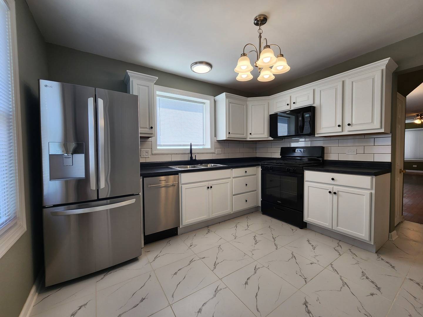 2659 N Mont Clare AVE, Chicago, IL 60707