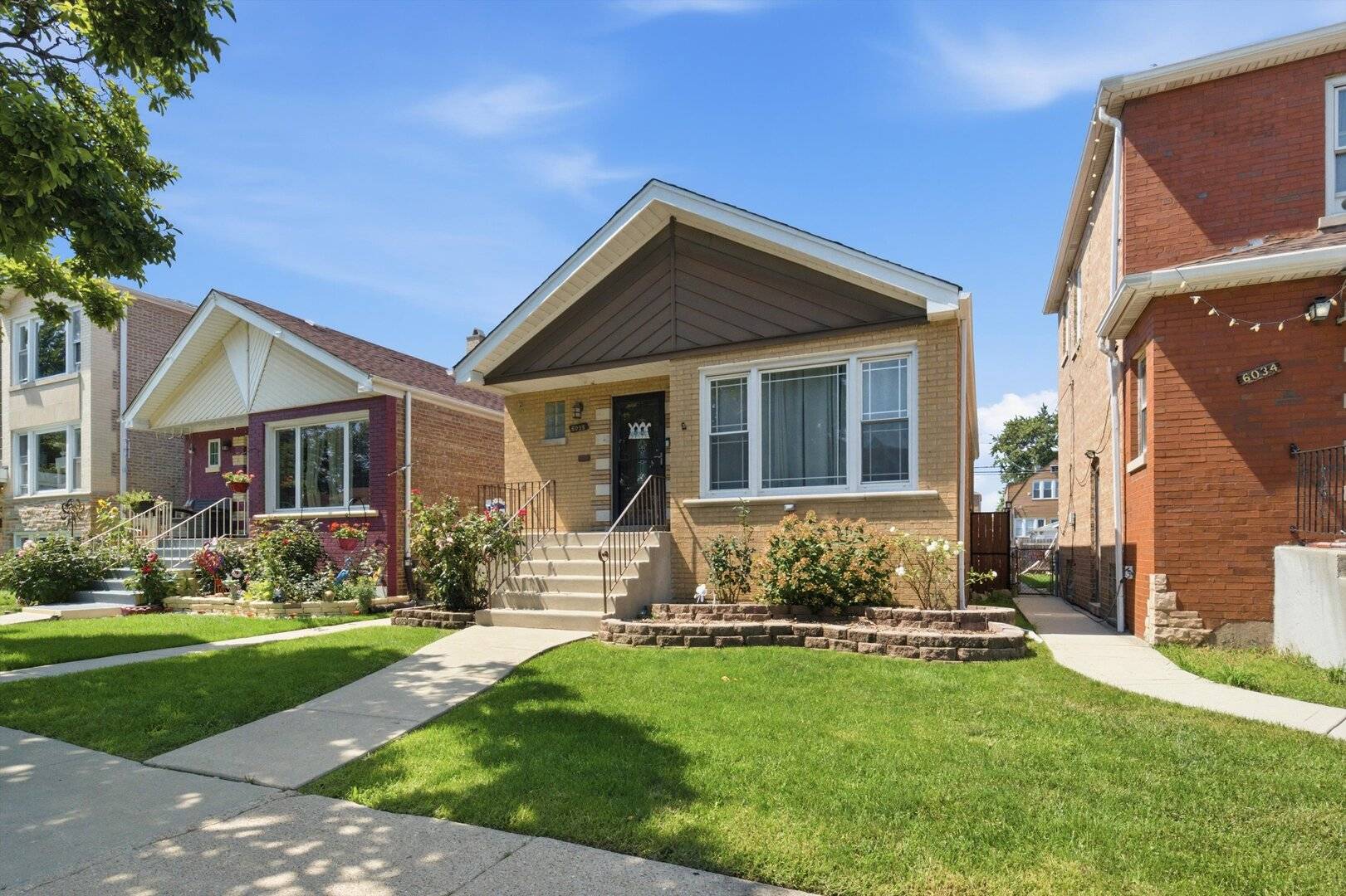 6038 S Komensky AVE, Chicago, IL 60629