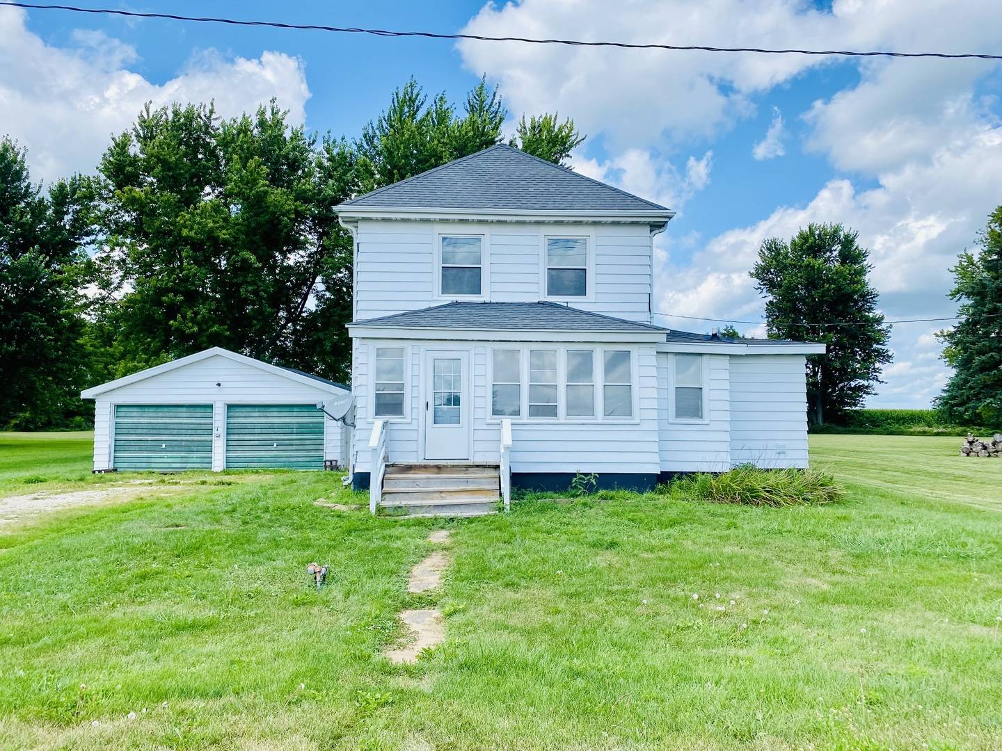 10632 E Titus RD, Rochelle, IL 61068