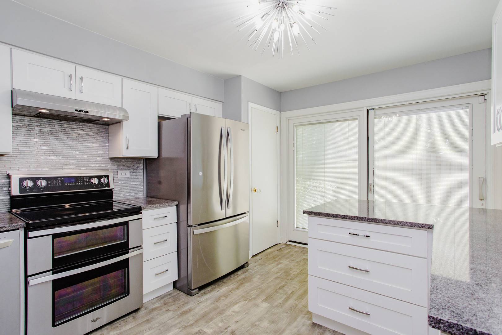2846 W Touhy AVE #H, Chicago, IL 60645
