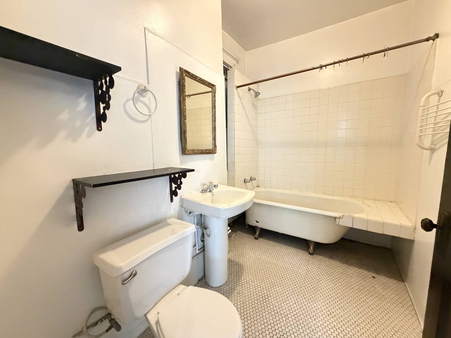3652 N Kilpatrick AVE #2, Chicago, IL 60641