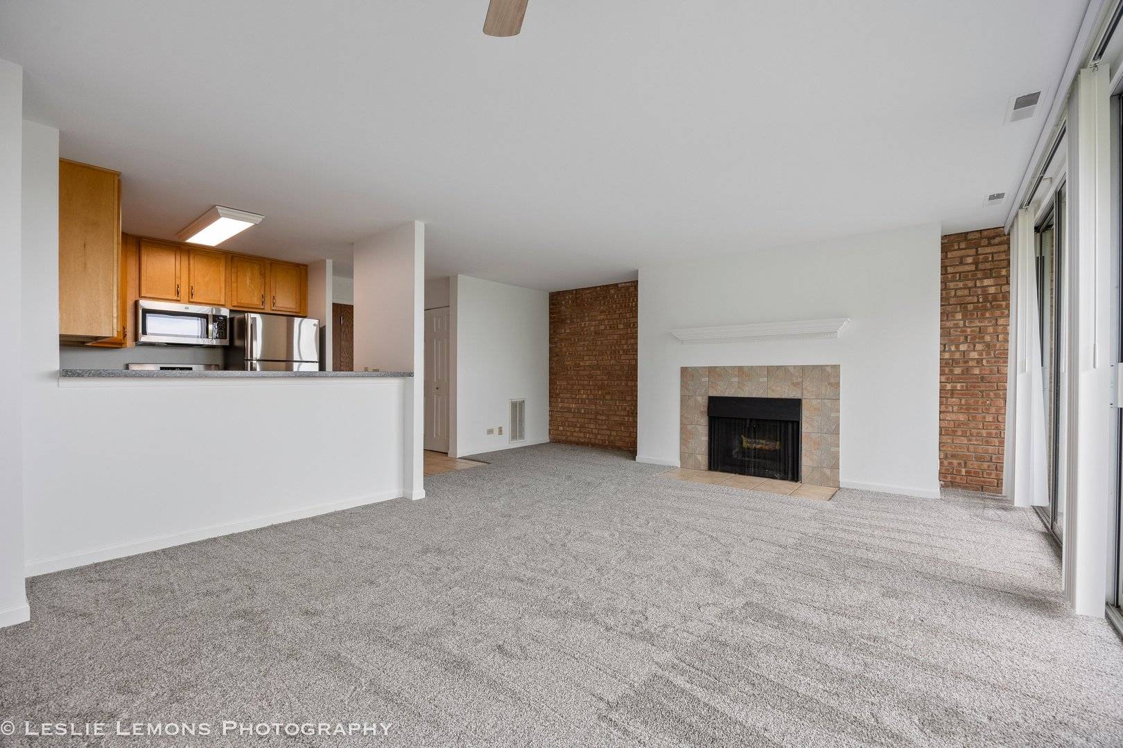5950 Oakwood DR #6F, Lisle, IL 60532
