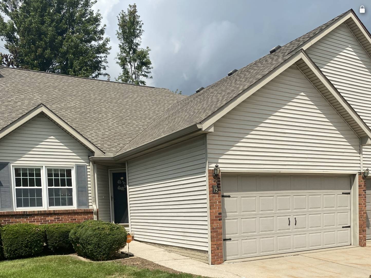 19 Crystal CT, Bloomington, IL 61704