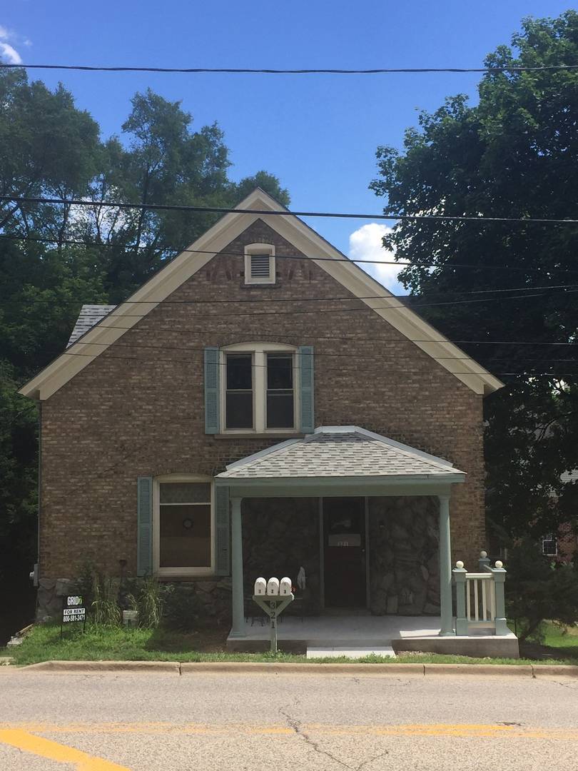 321 N Main ST #3, Algonquin, IL 60102
