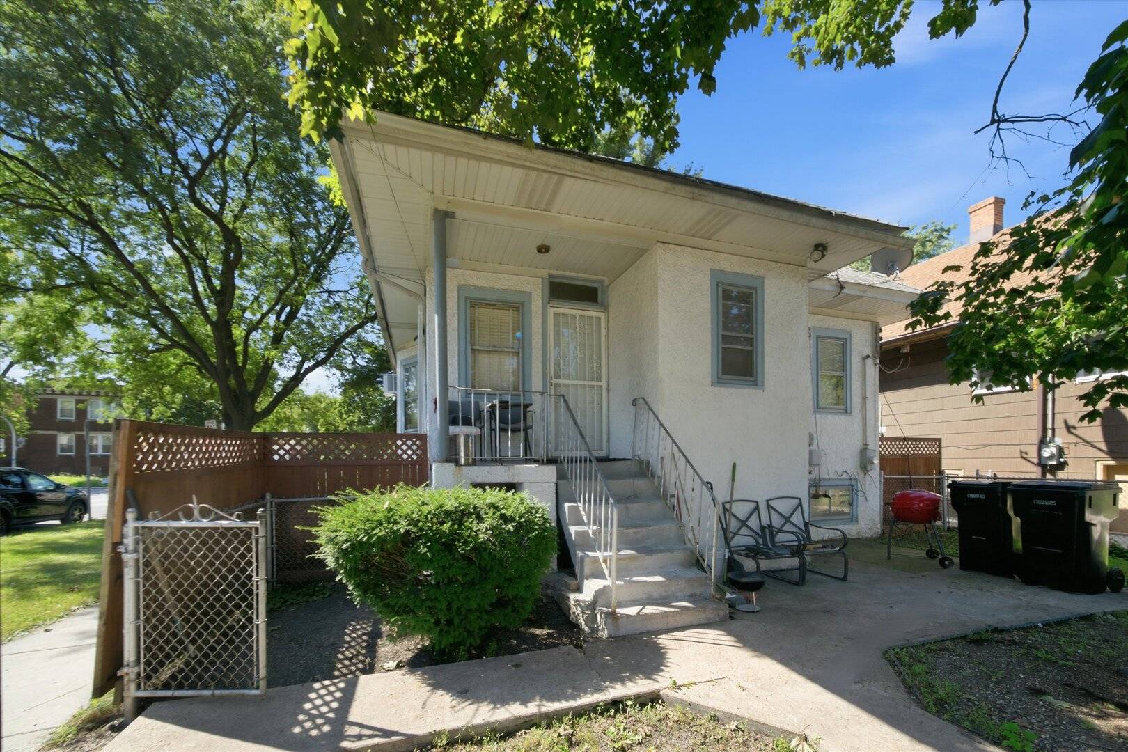 5500 W Haddon AVE, Chicago, IL 60651