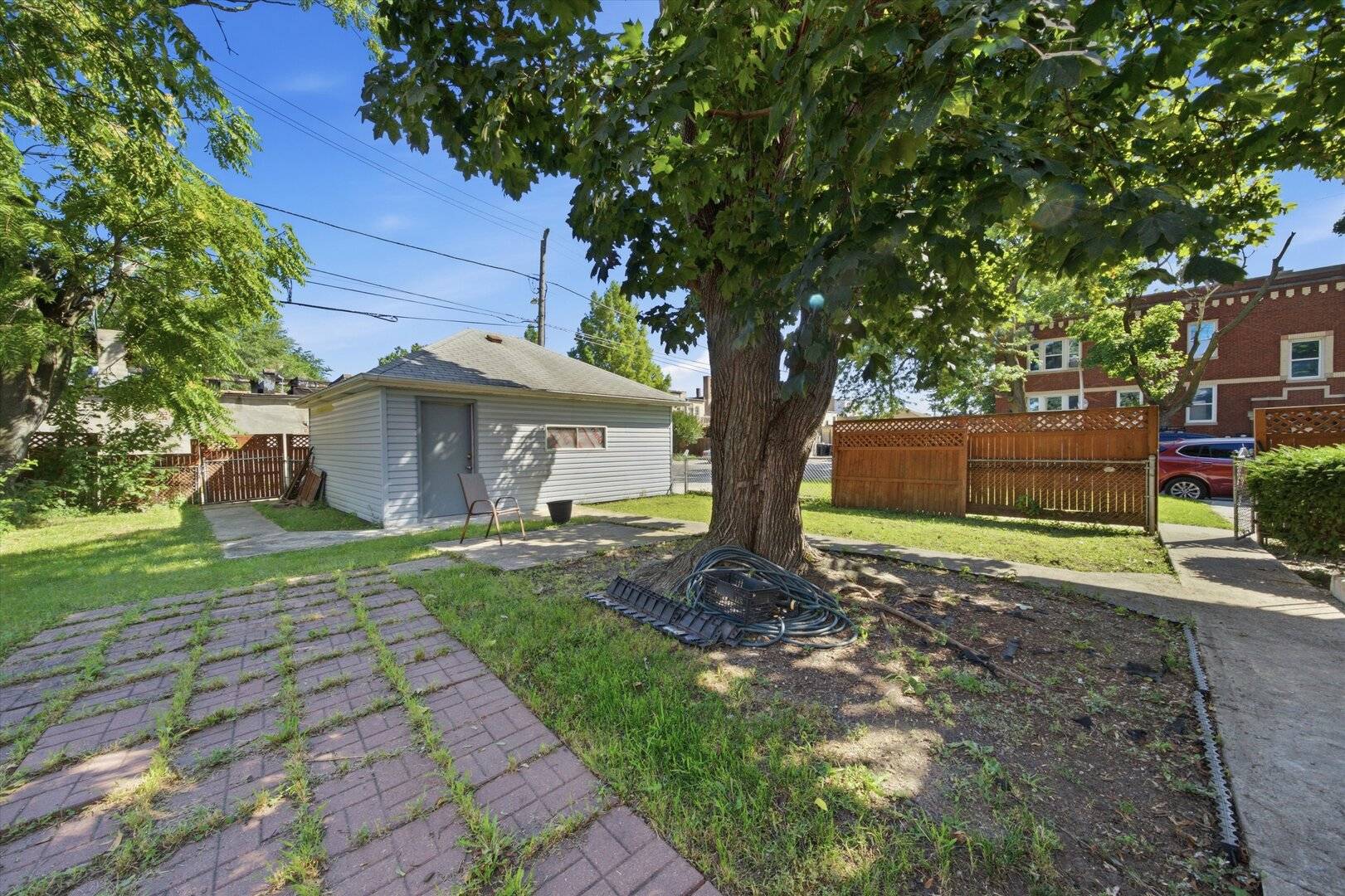 5500 W Haddon AVE, Chicago, IL 60651