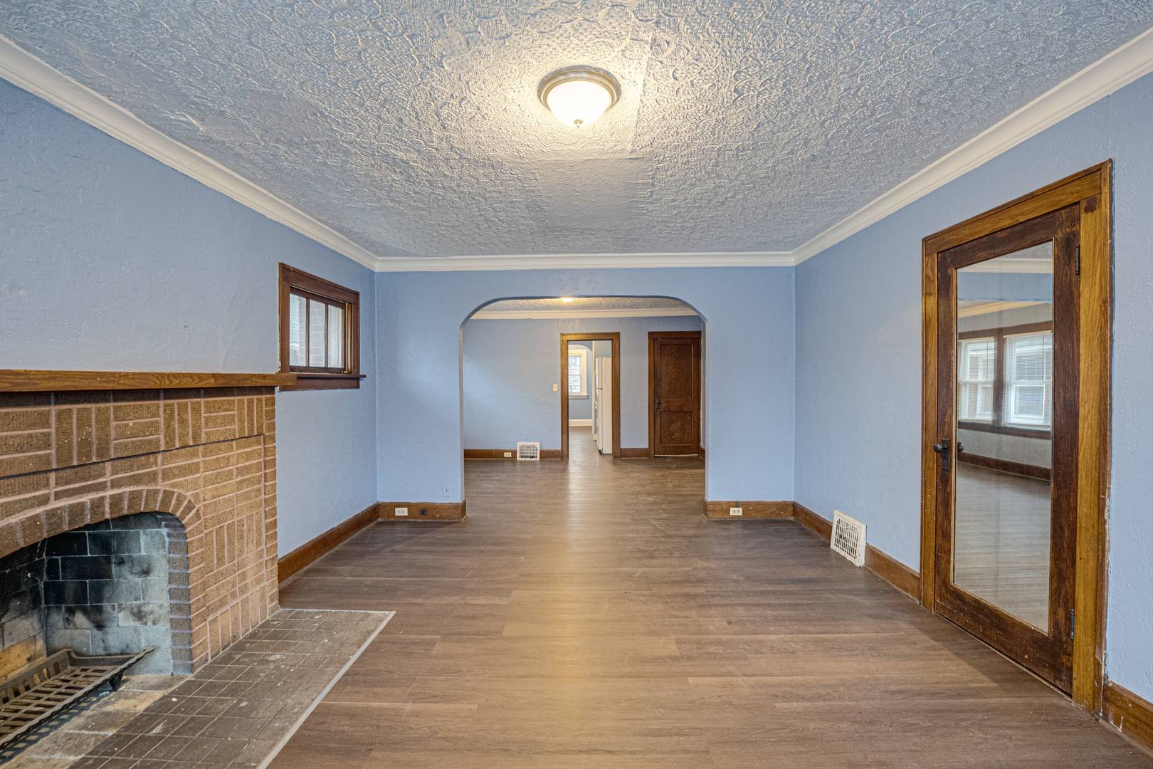 2403 ELM ST, Rockford, IL 61102