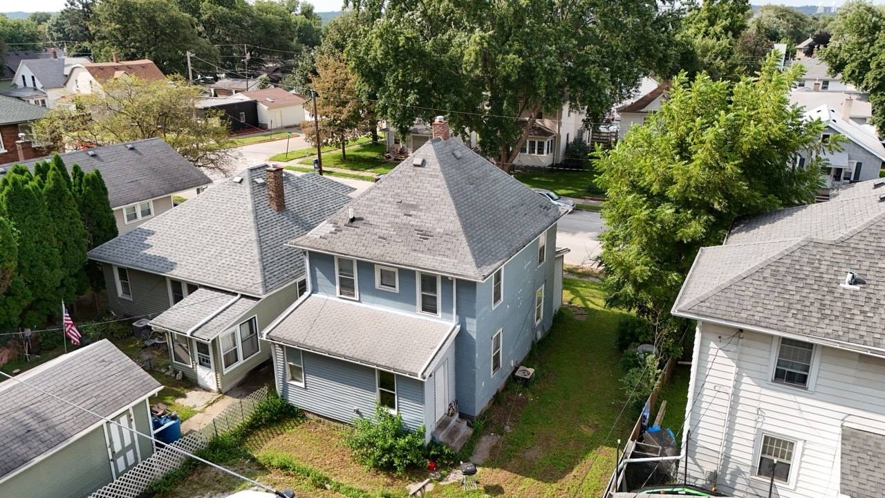 310 17TH AVE, East Moline, IL 61244