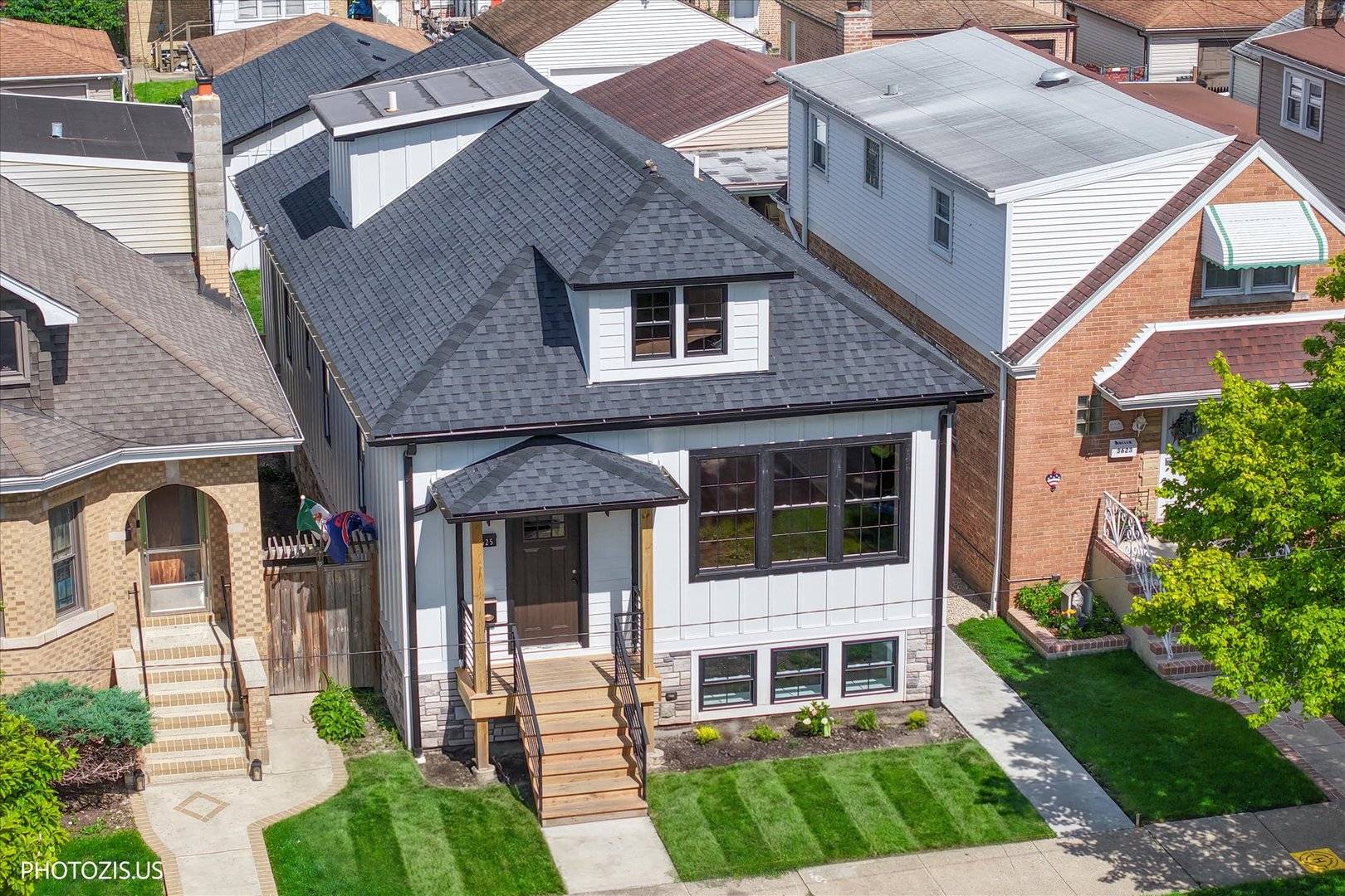 3625 N Nora AVE, Chicago, IL 60634