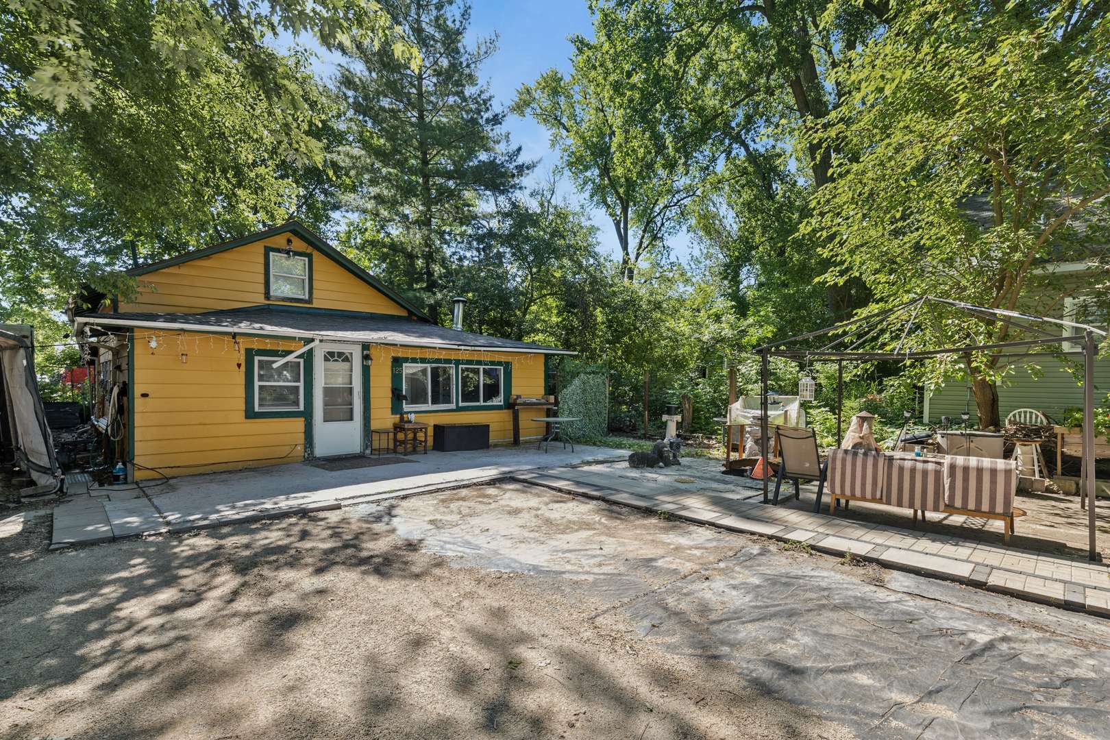 125 Sunnyside AVE, Crystal Lake, IL 60014