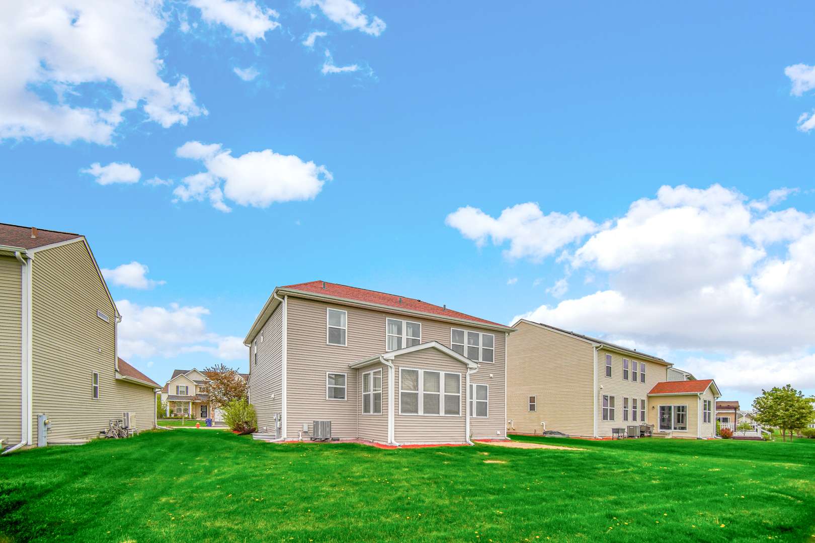 4323 FRASER CIR, Naperville, IL 60564