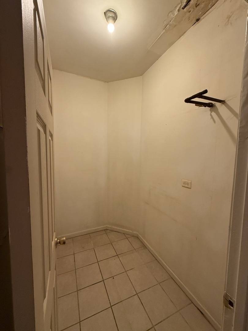 849 N Parkside AVE, Chicago, IL 60651