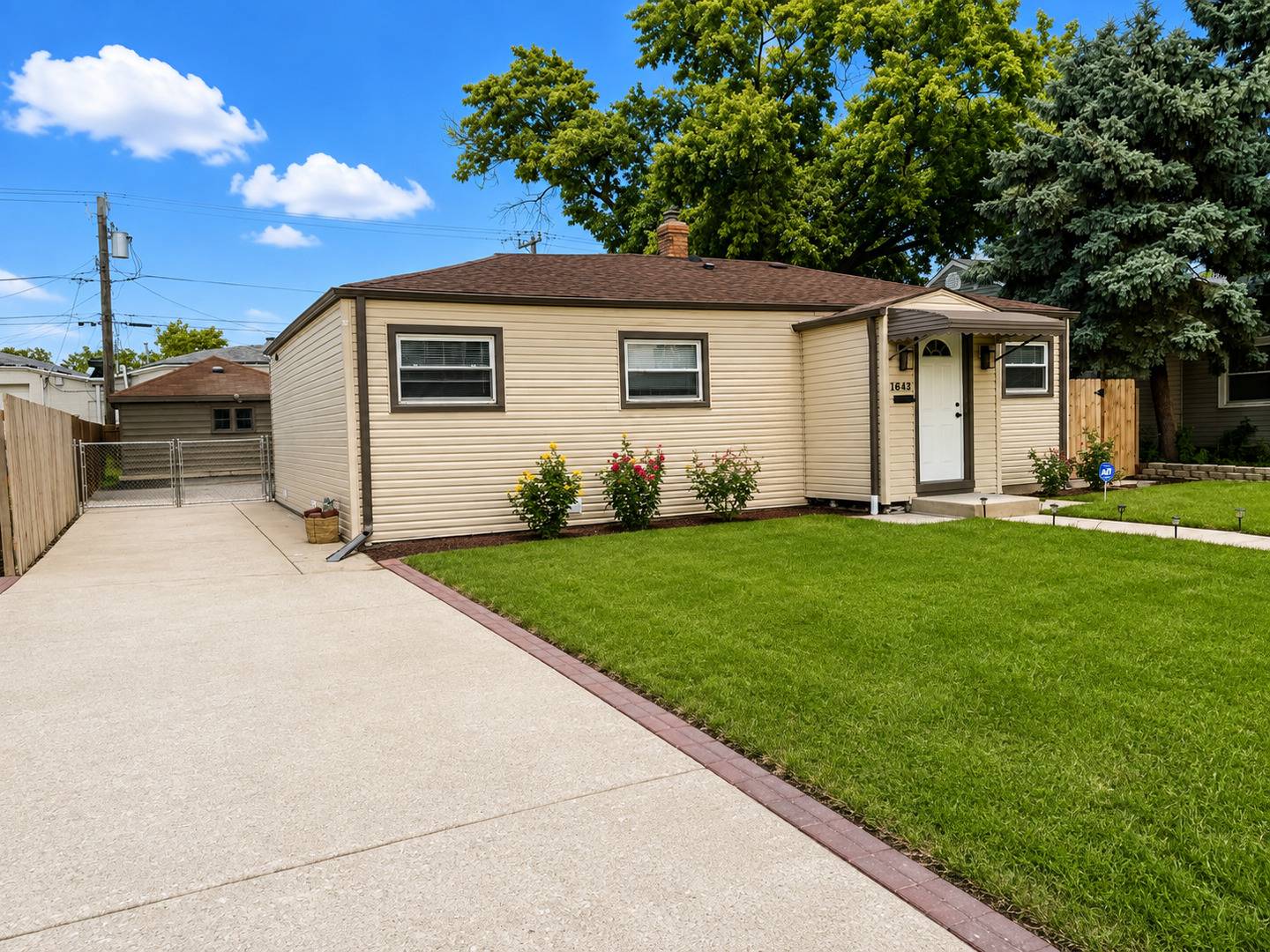 1643 N 43rd AVE, Stone Park, IL 60165