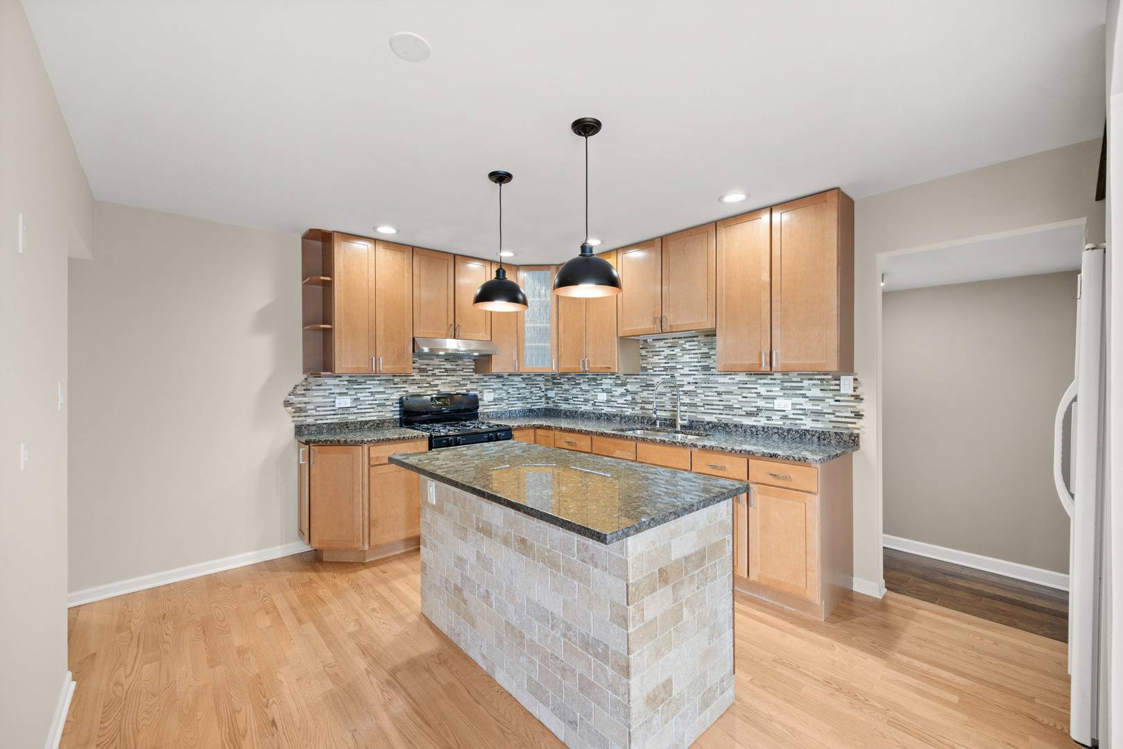 11009 S Mansfield AVE, Chicago Ridge, IL 60415