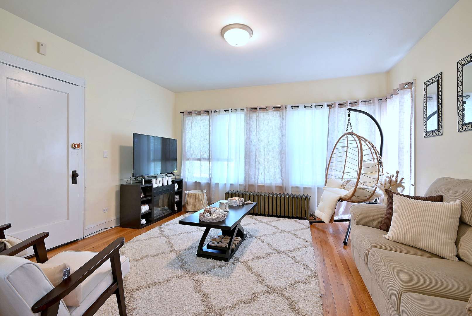 4703 W Parker AVE, Chicago, IL 60639
