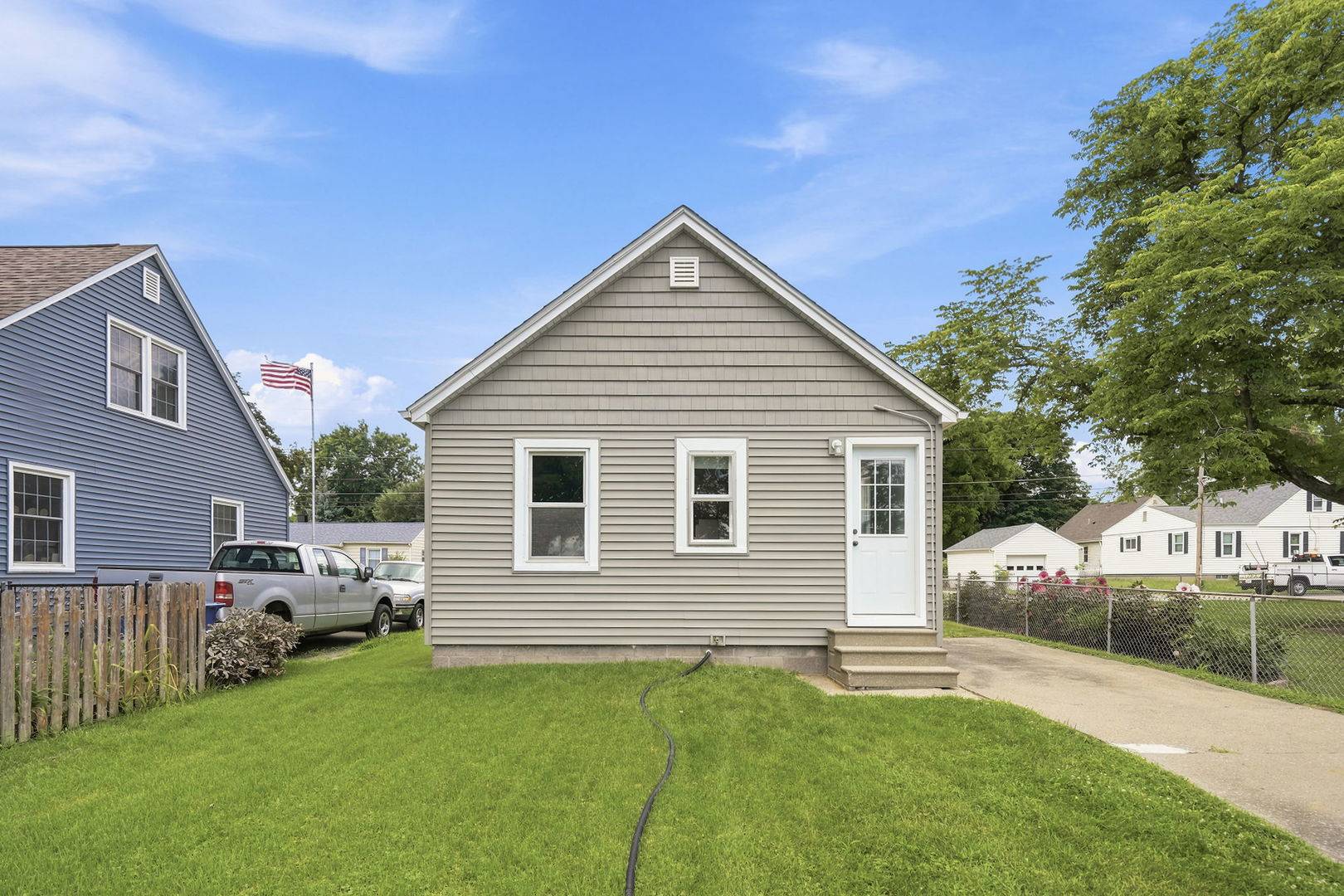 939 31st ST, Bettendorf, IA 52722