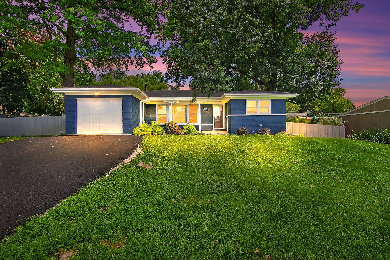 7340 W 111th ST, Worth, IL 60482