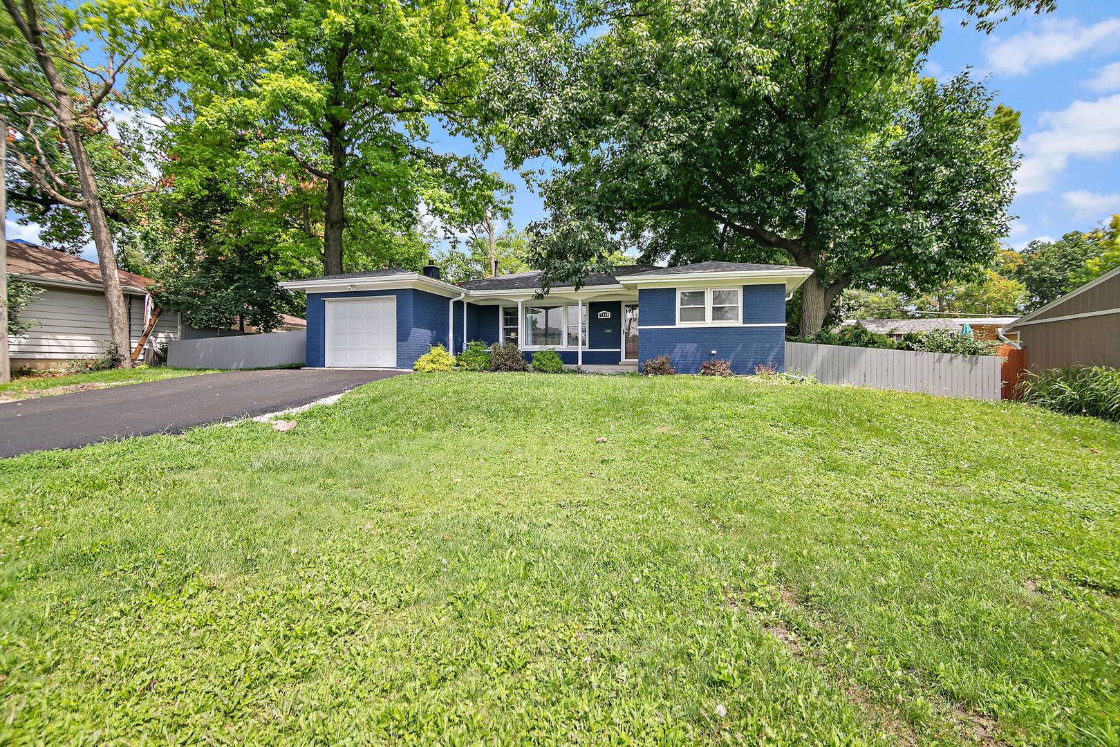 7340 W 111th ST, Worth, IL 60482